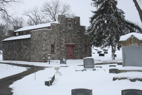 A look at the mausoleum at Oakwood Cemetery.JPG